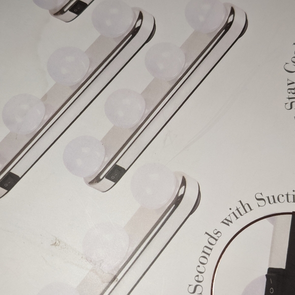 UNSOLD - ThinkSpace Portable LED lights - Picture 3 of 4